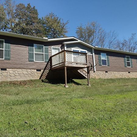 Riley'S Pad Master Suite Sevierville Exterior photo